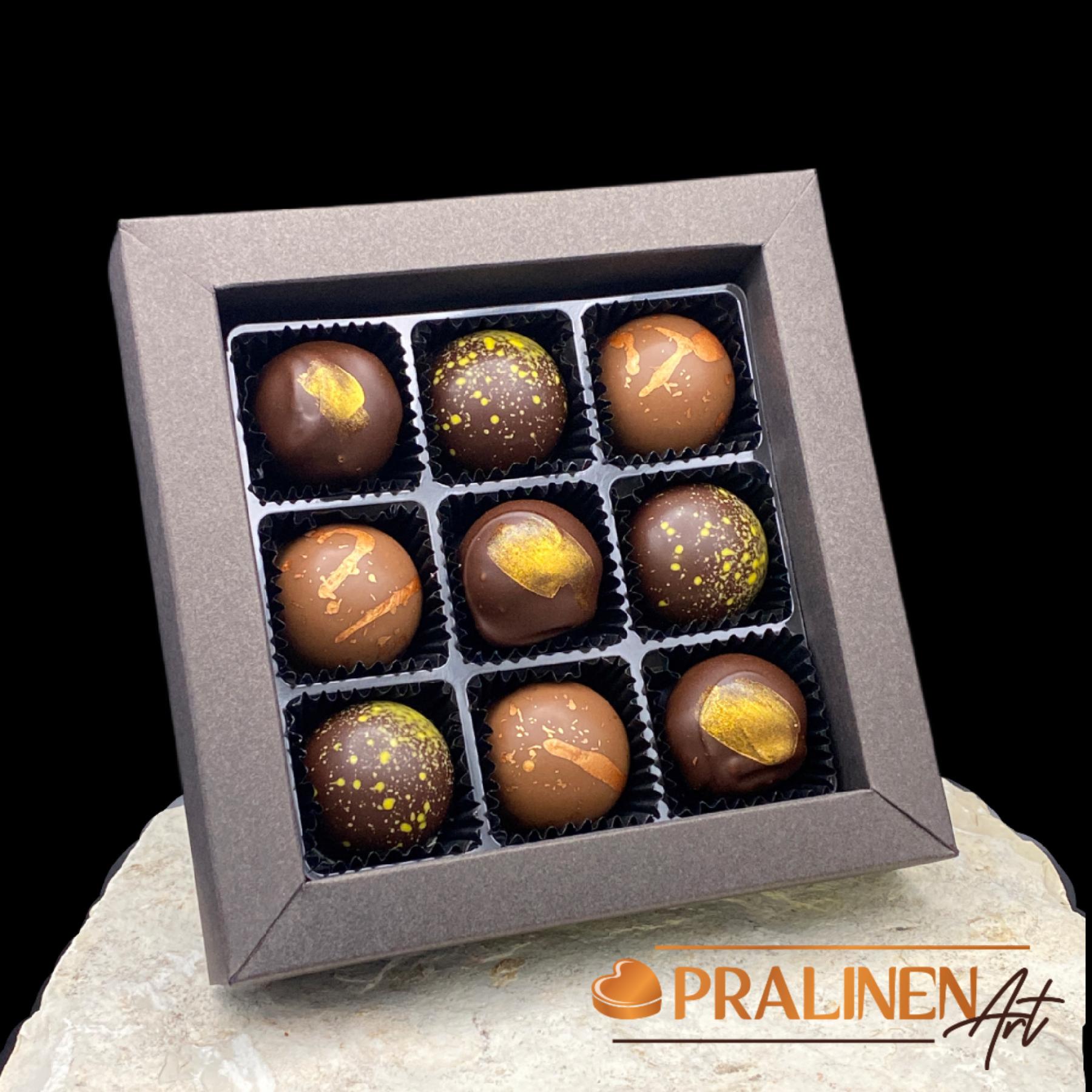 Pralinenkomposition Magic Moments | 9 feine Pralinen | 3 Sorten | von Belgischer Schokolade umhüllt