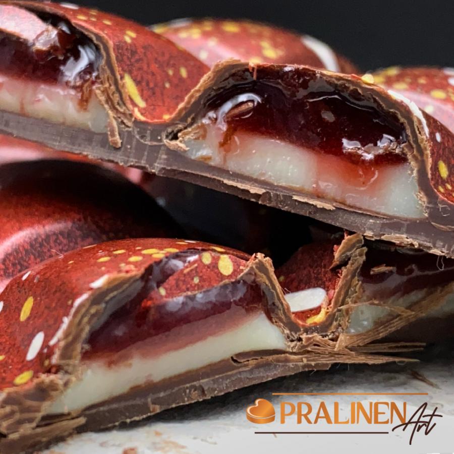 handgemachte Schokoladentafel aus Belgischer Zahrtbitterschokolade mit Schwarzwälder Kirsch Ganache gefüllt 100 Gramm von PralionenART aus Velten im Land Brandenburg