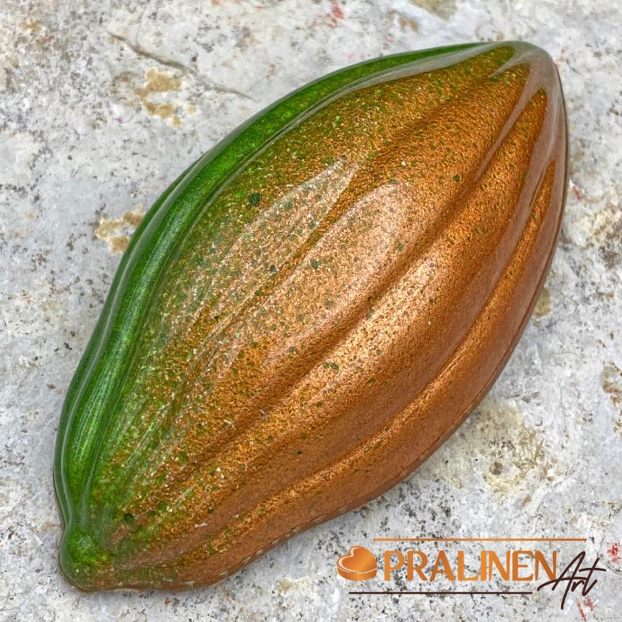 BohnElli - handgemachte Großpraline mit Pistazienmarzipan und feinstem Haselnuss Gianduja-Nougat