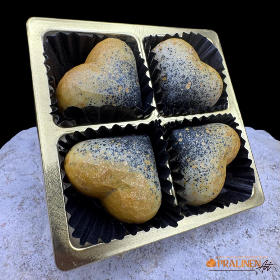 Pralinenart Black Hugo Pralinen mit Holunderblüte und Cassis