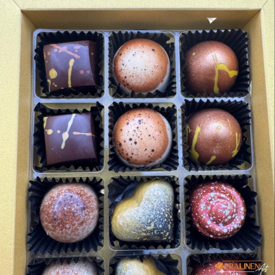 DEtailansicht der Goldedition 2026 mit den Siegern des German Chocolate Award 2026
