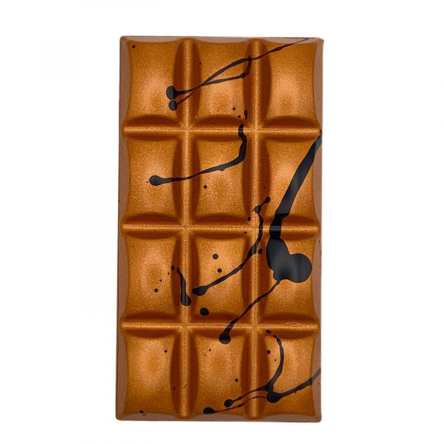 handgefertigteSchokoladentafel Belgische Vollmichschokolade gefüllt mit Gianduja Nougat aus Piemonteser Haselnüssen von PralinenArt